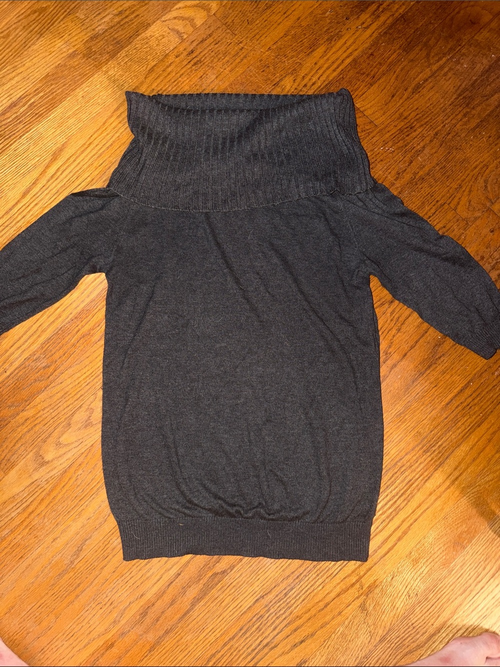 Express Women's Short Sleeve Sweater - Dark Gray